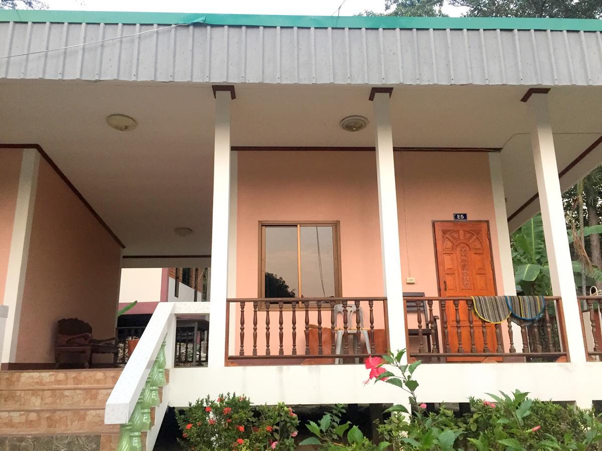 Sea Breeze Bungalow