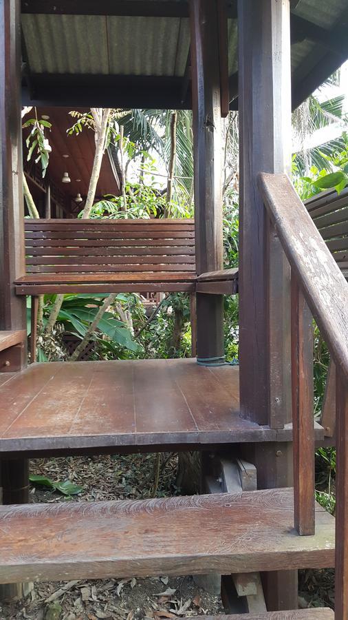 Resort Ruean Mai Chai Khlong Amphawa