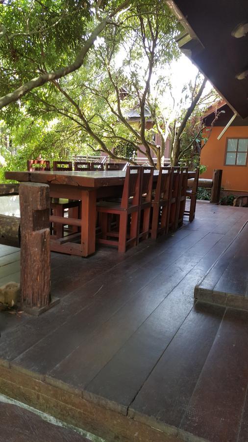 Ruean Mai Chai Khlong Resort Amphawa