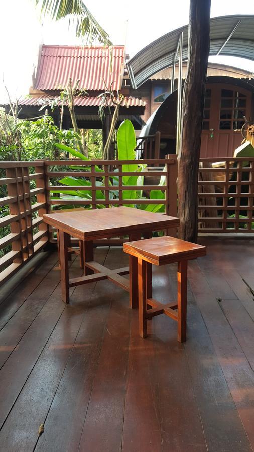 Ruean Mai Chai Khlong