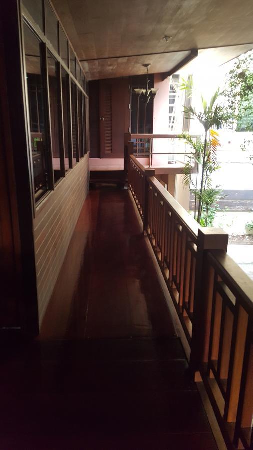 Ruean Mai Chai Khlong 3* Amphawa