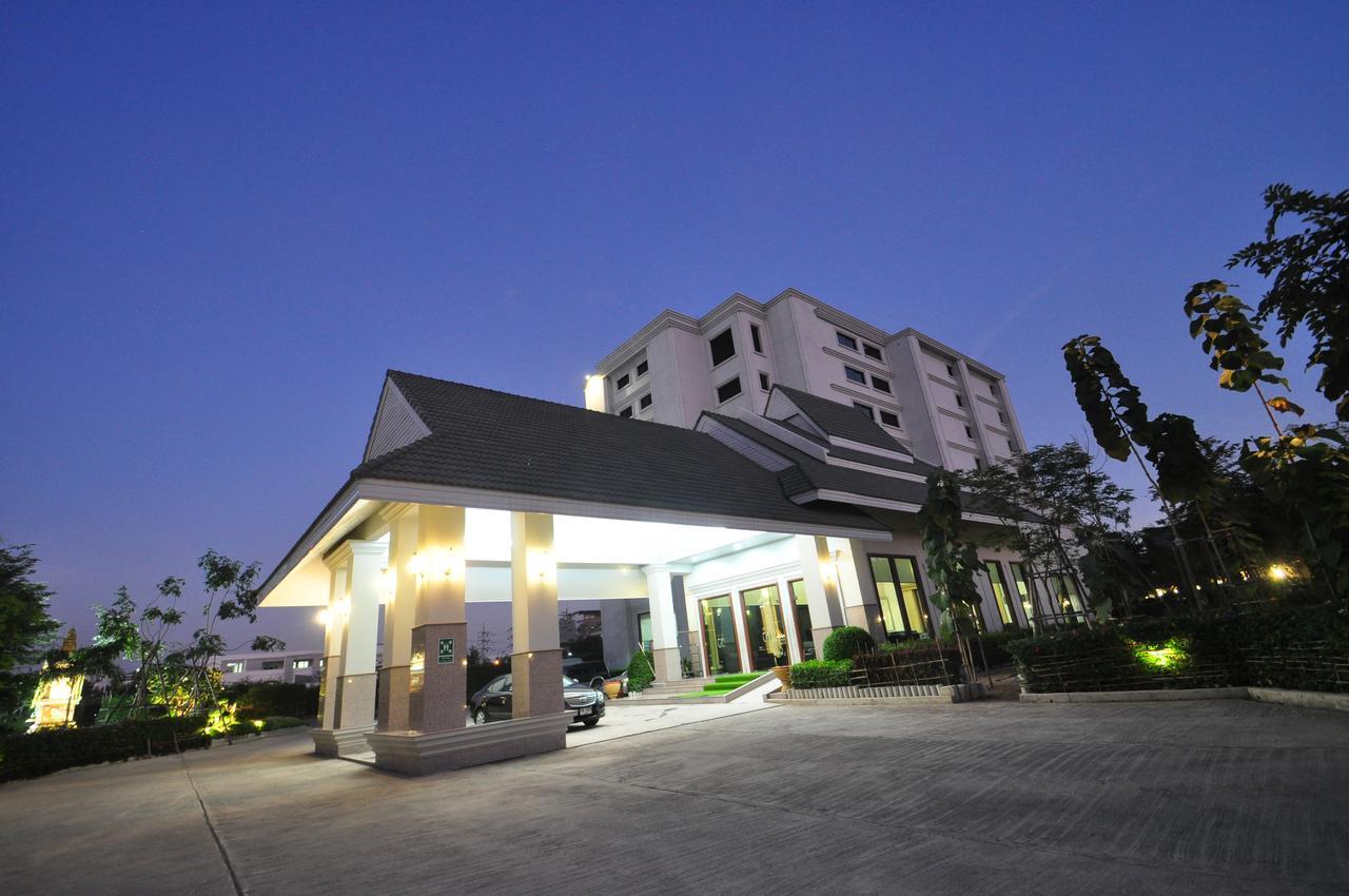 Pearl & Hotel