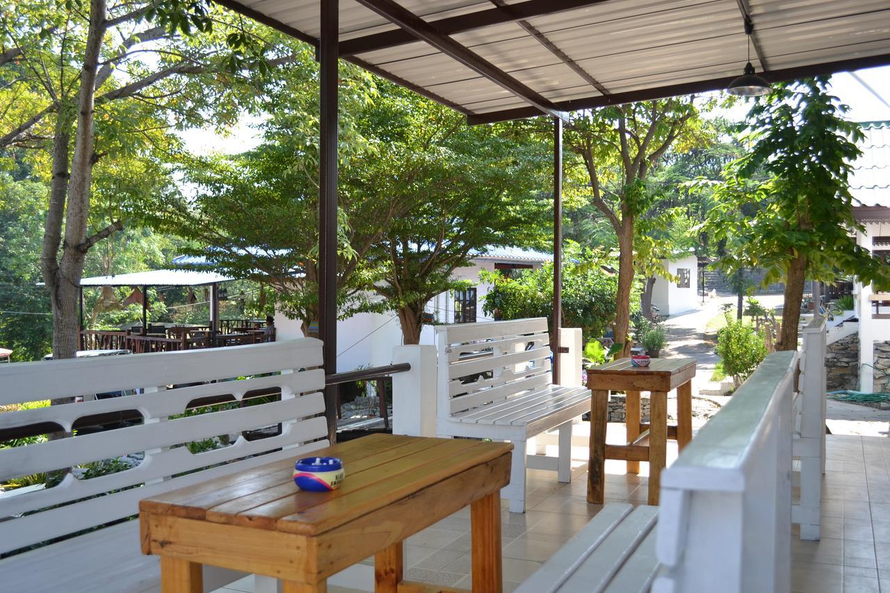 Benjaporn Ko Si Chang