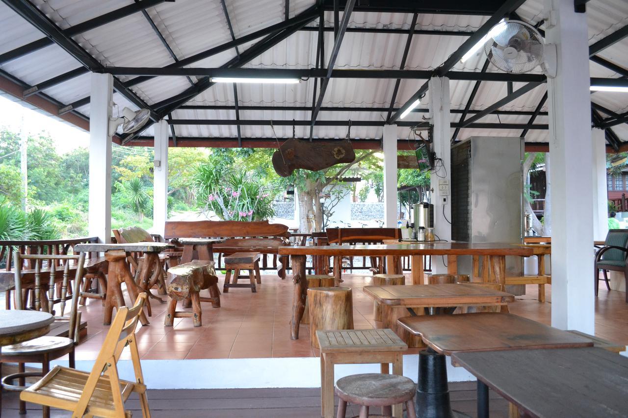 Resort Benjaporn Ko Si Chang