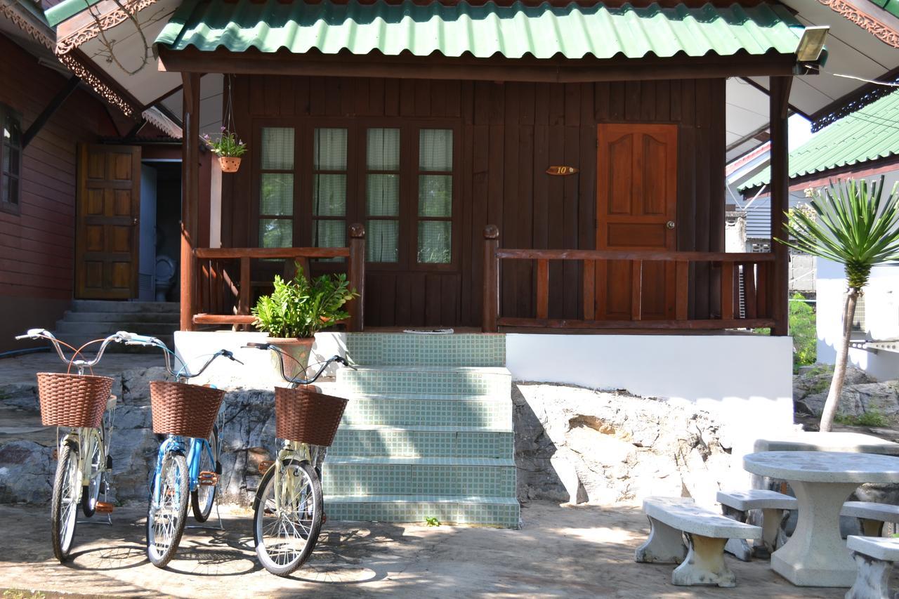 Resort Benjaporn Ko Si Chang