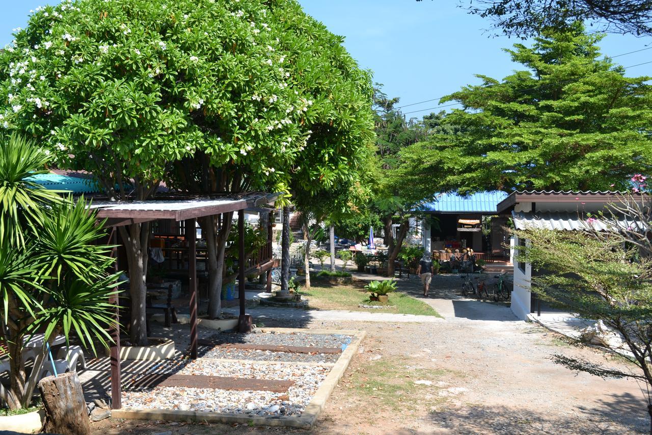 Benjaporn Resort 2*