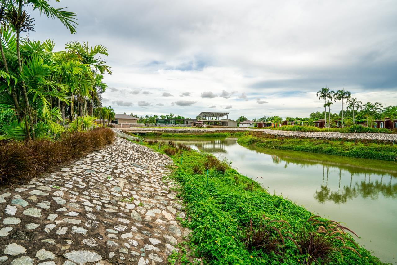 Prew Lom Chom Nam Resort Ban Phan Sadet Nok