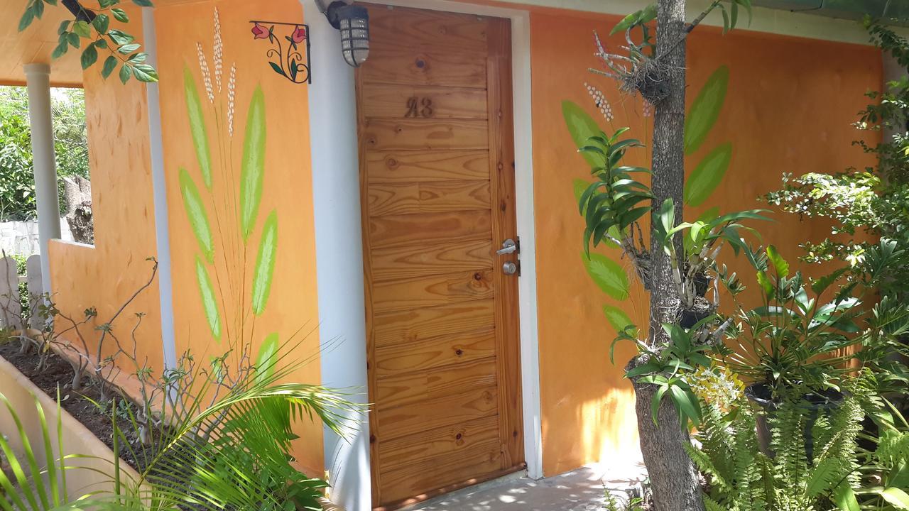 Sports Bar & Resort Pakchong