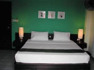 J Hotel