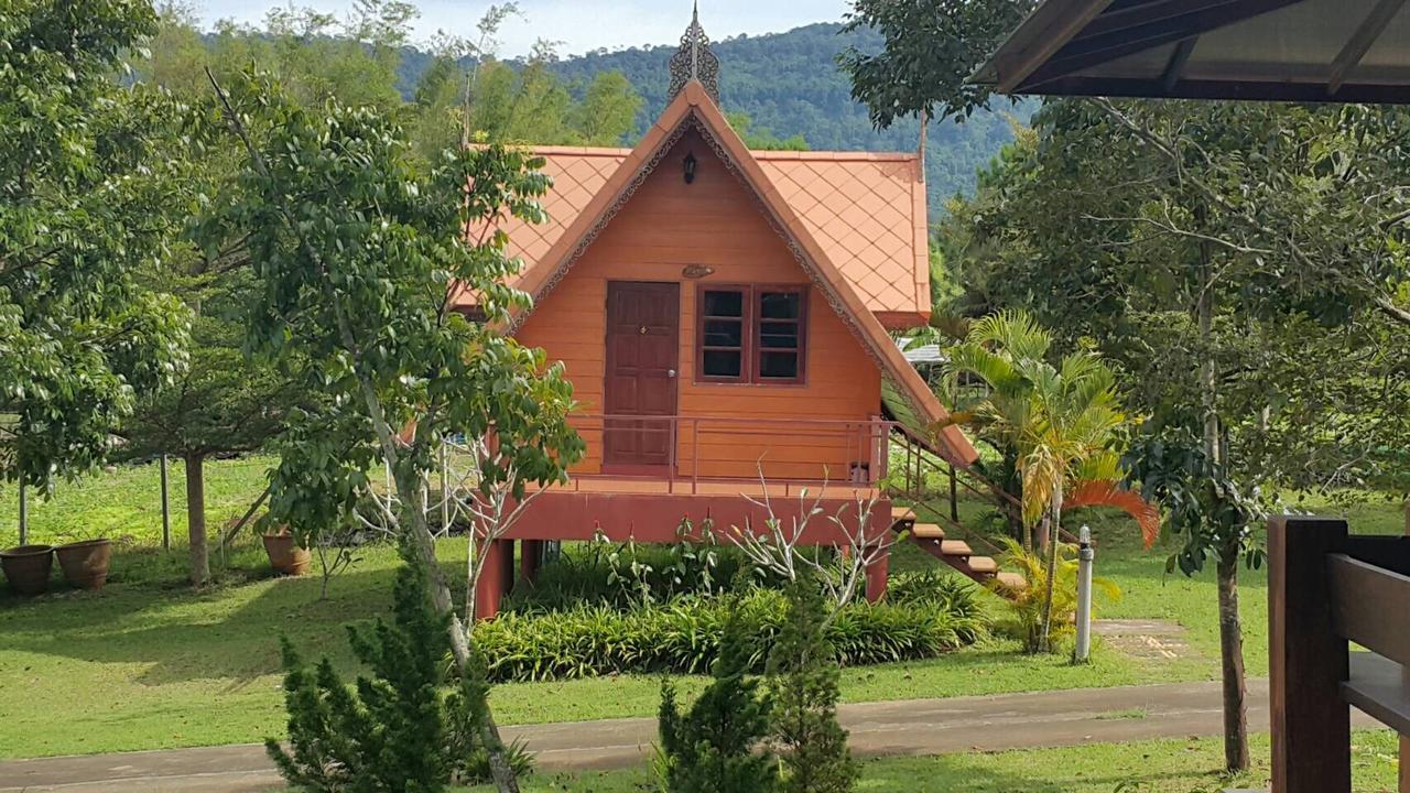 Taksina Garden 2* Wang Nam Khiao