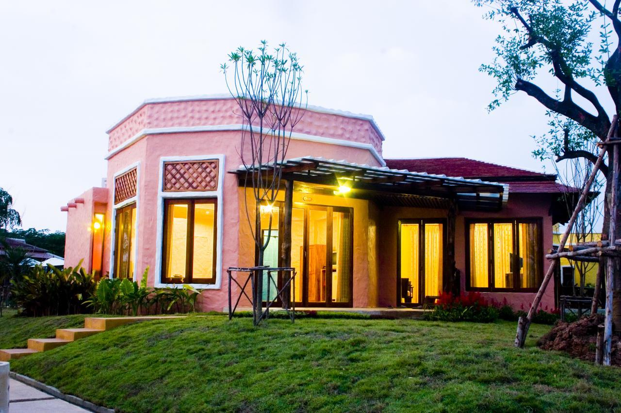 Maethaneedol Resort