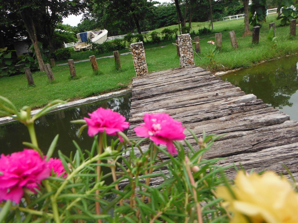 Resort Phutawan 2*