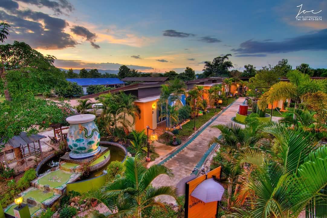 Fullhouse Resort 3*