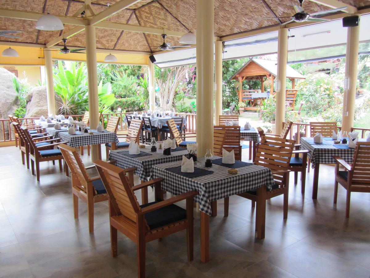Flower Paradise & Swiss Restaurant Roestiland Resort *
