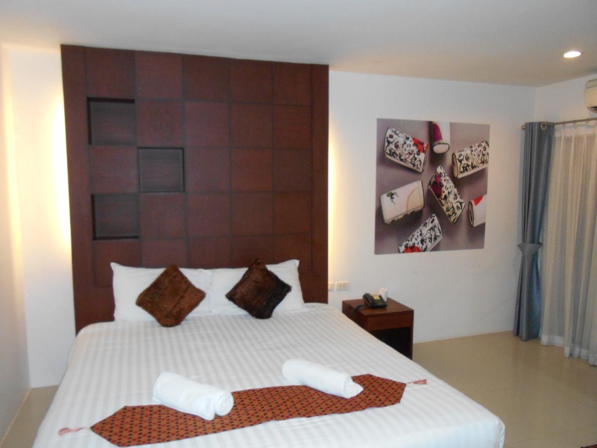 7 Sky Residency 3* Patong