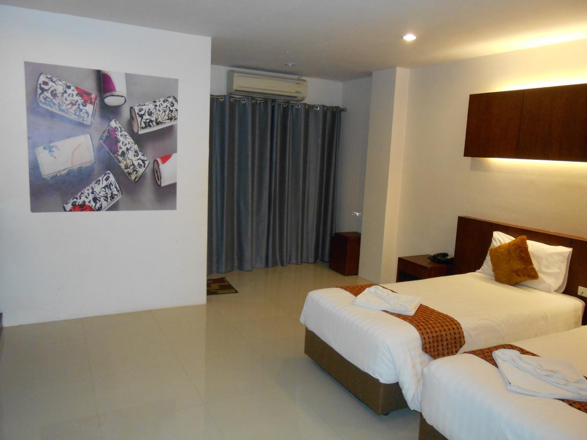 Hotel 7 Sky Residency 3*
