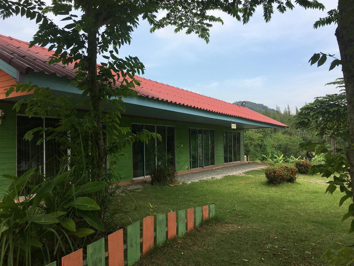 Kum Nangpaya Resort
