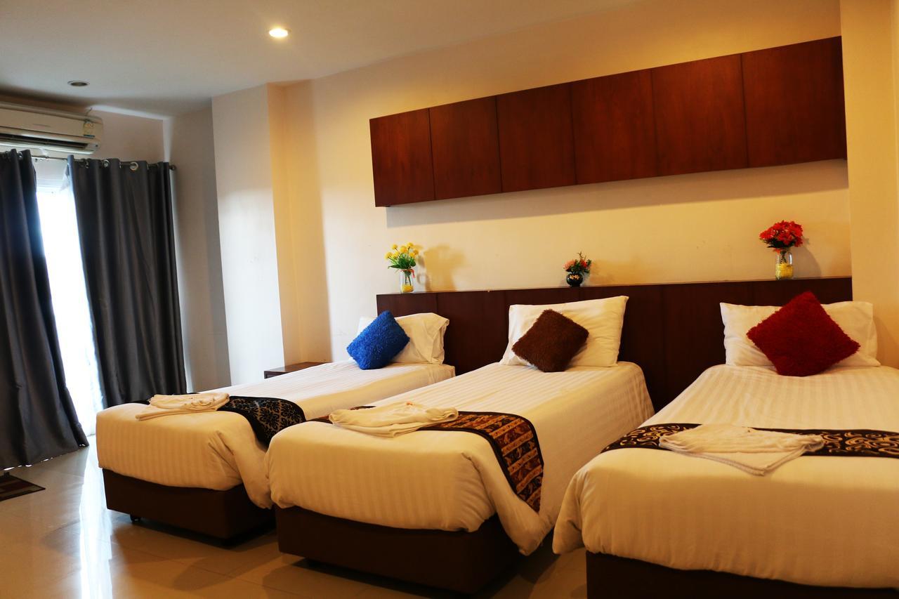 7 Sky Residency