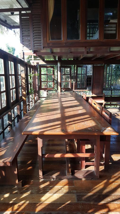 Ruean Mai Chai Khlong Resort Amphawa