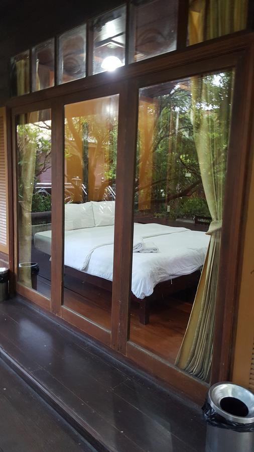 Ruean Mai Chai Khlong Resort 3*