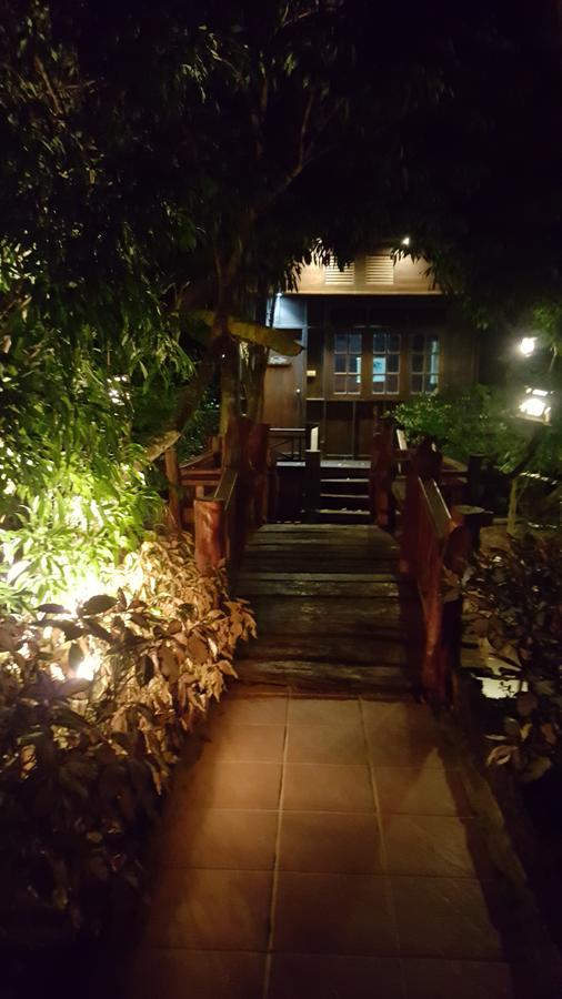 Resort Ruean Mai Chai Khlong
