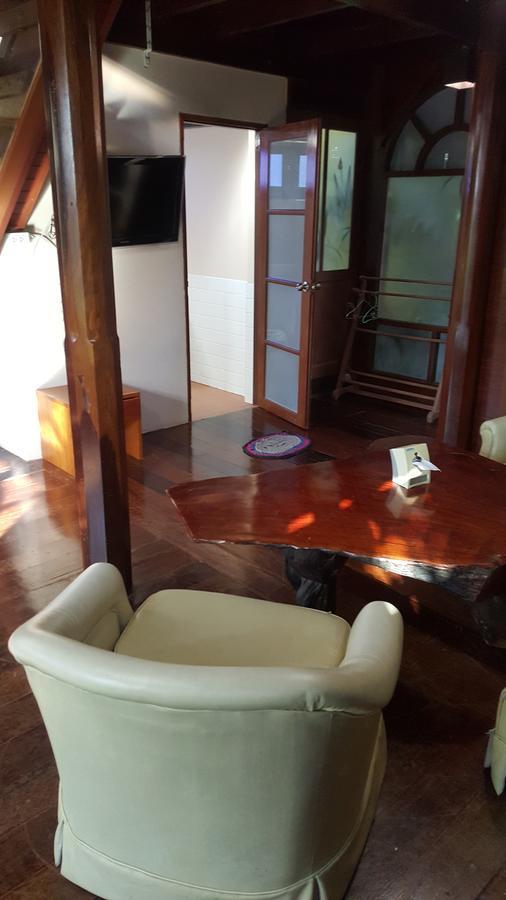 Ruean Mai Chai Khlong Resort Amphawa