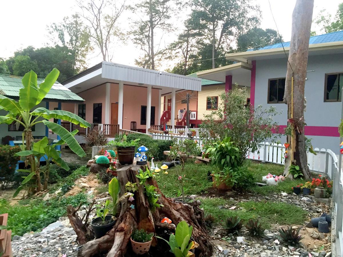 Sea Breeze Bungalow *