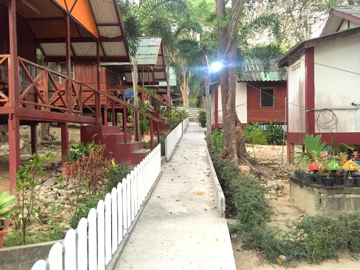 Resort Sea Breeze Bungalow