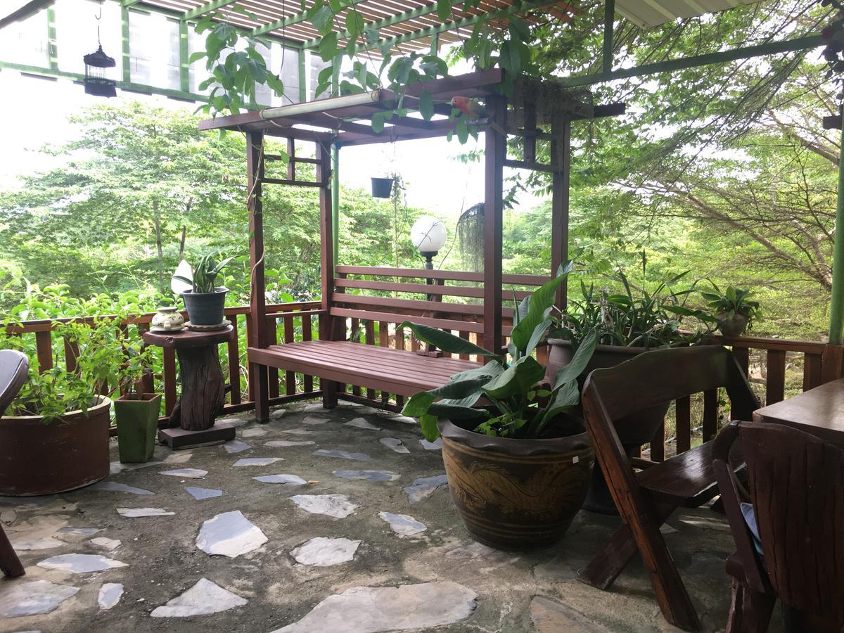 Kum Nangpaya Resort Kaeng Krachan