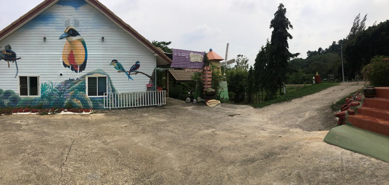 Kum Nangpaya Resort