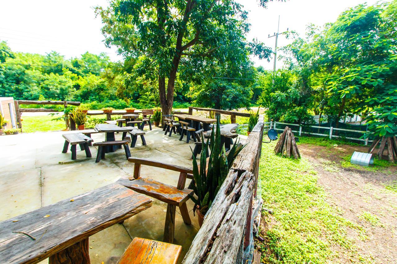 Resort Phutawan Chai Badan