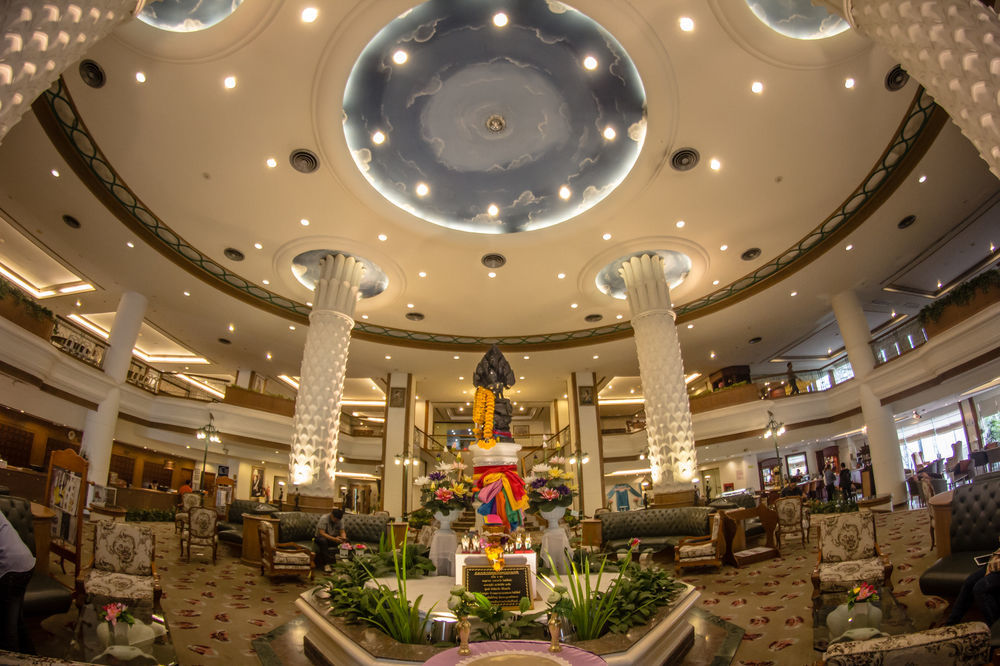 The Twin Lotus Nakhon Si Thammarat