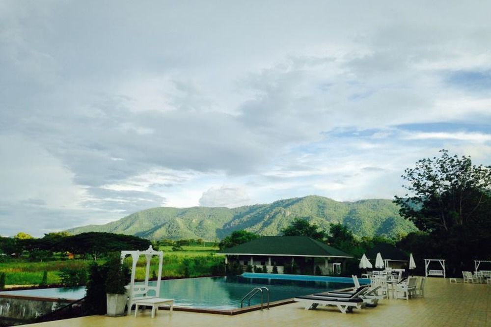 Aurora Khao Yai Mu Si