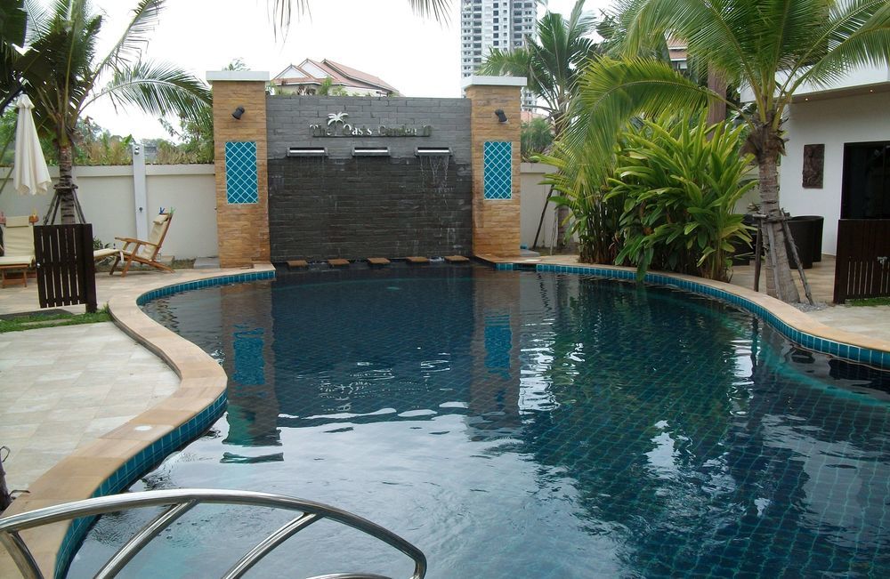 Oasis Garden & Pool At Vip Resort 3*
