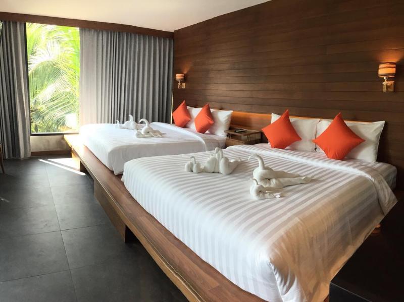 J4 Samui 2*