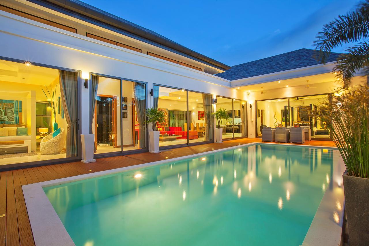 Atoosa Villa