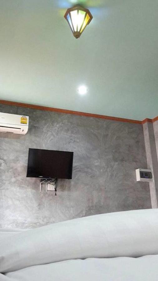 Pum And Plam Guest house Trang