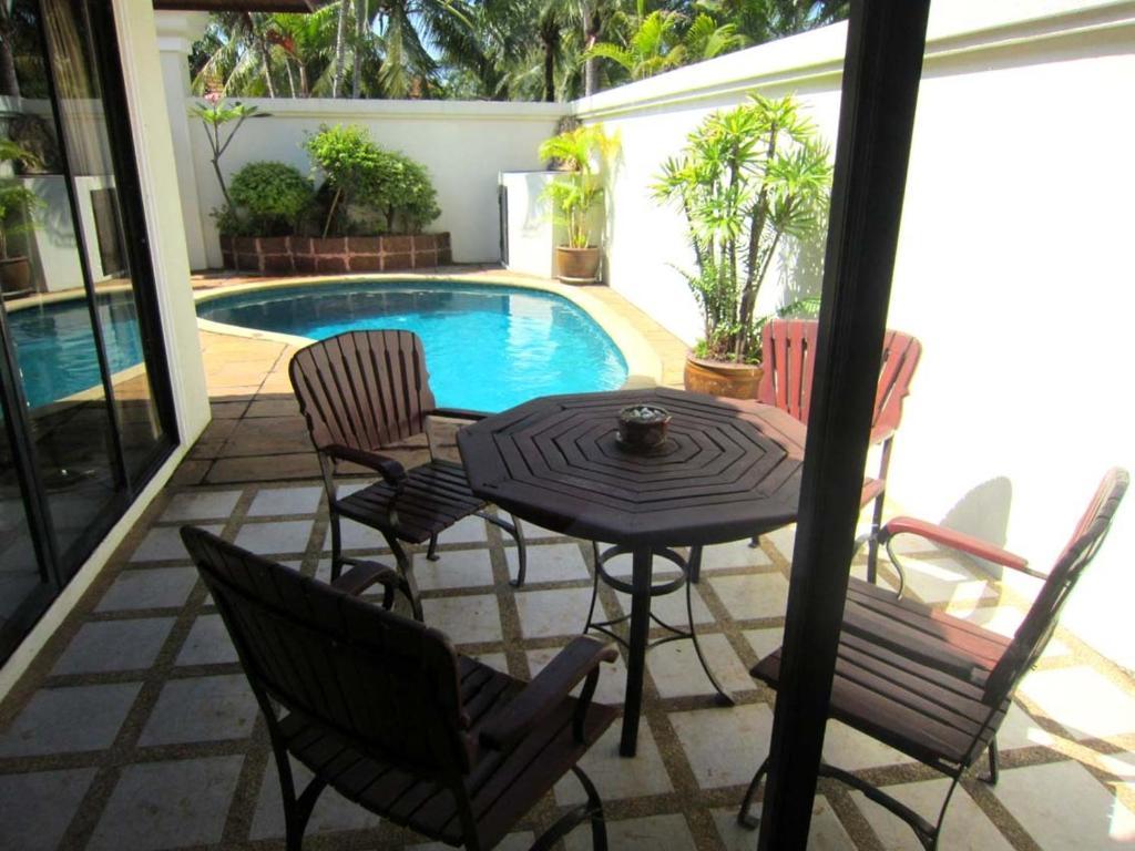 Resort View Talay Chonburi