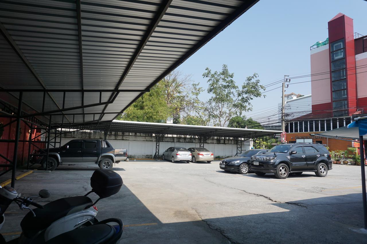 Bangkok Travel Hotel 3*
