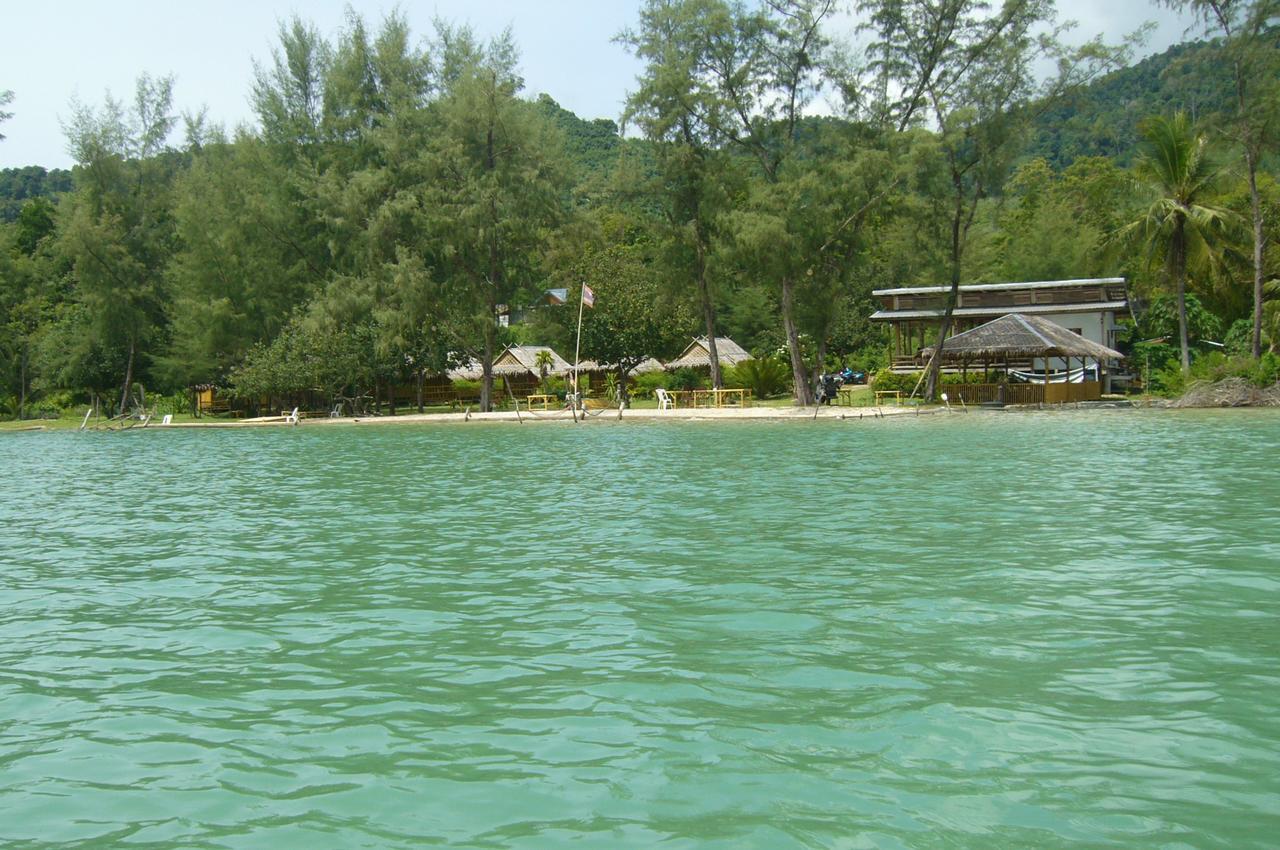 Hotel Koh Yao Front *