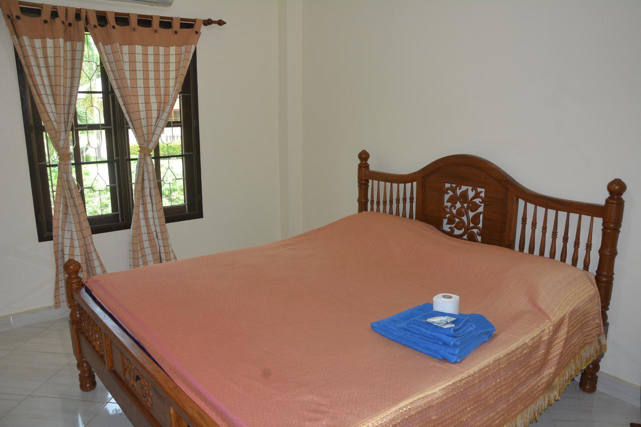 Chalet Apple *