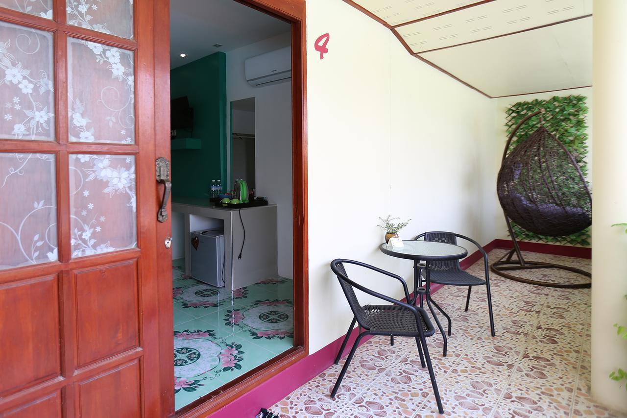 Resort The Orchid & Relax