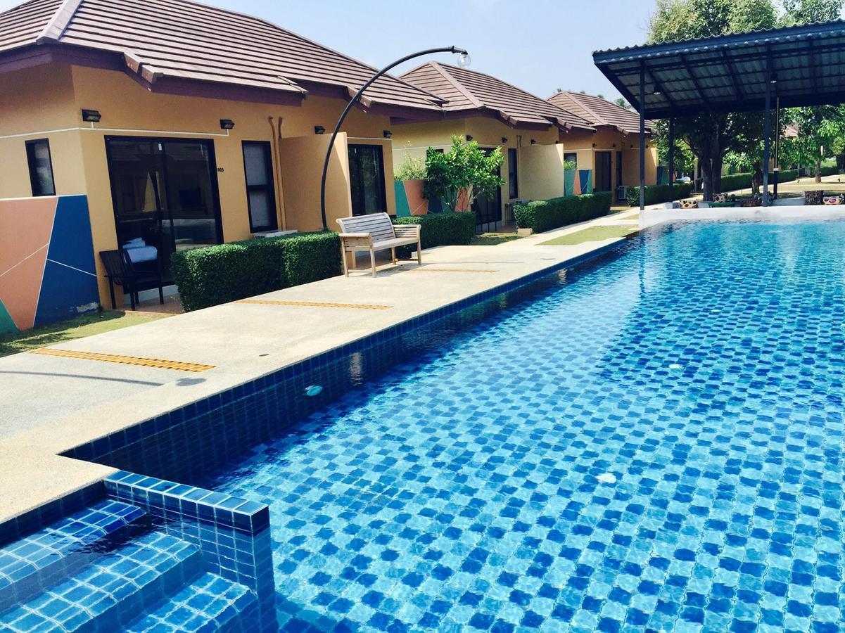 Resort Adamas 3*