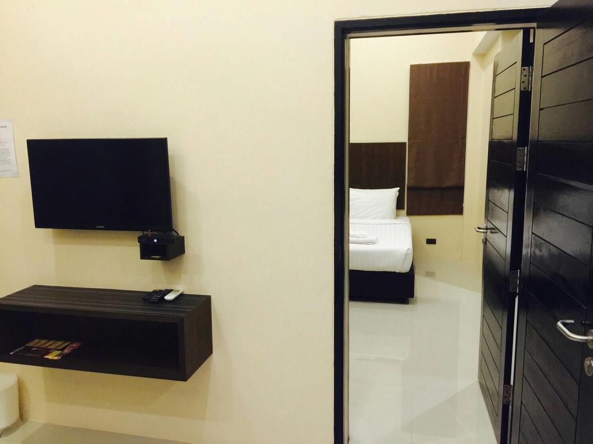Adamas Resort