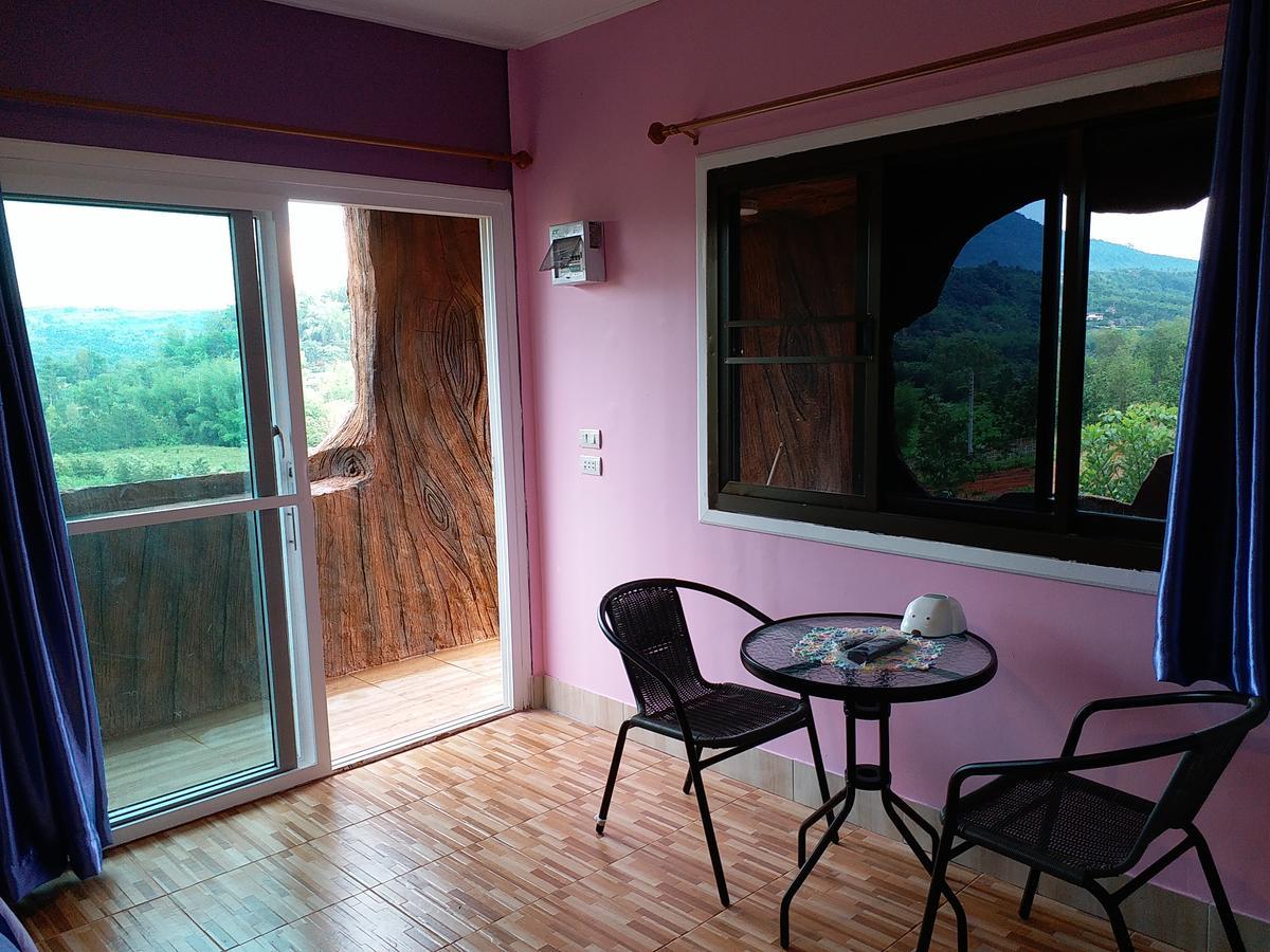 Rainbow House Resort