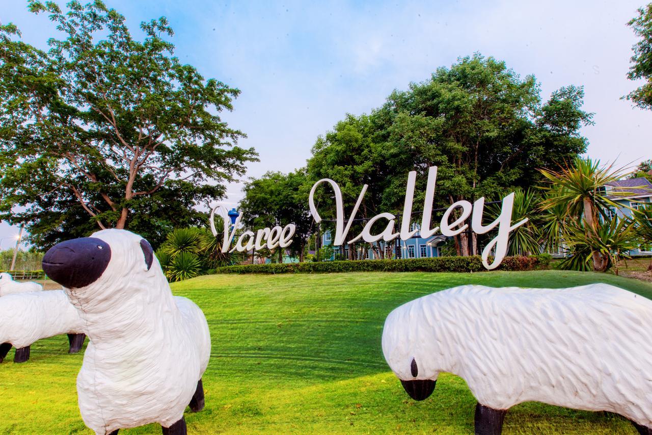 Resort Varee Valley & Restaurant *