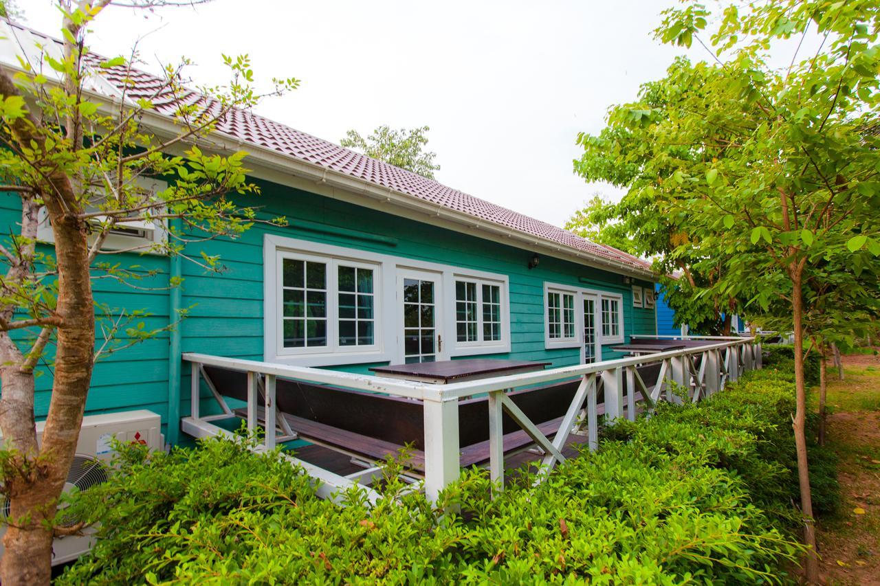 Varee Valley & Restaurant Resort *