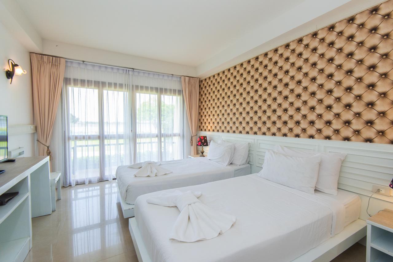 Baan Talay Cream Samut Songkhram