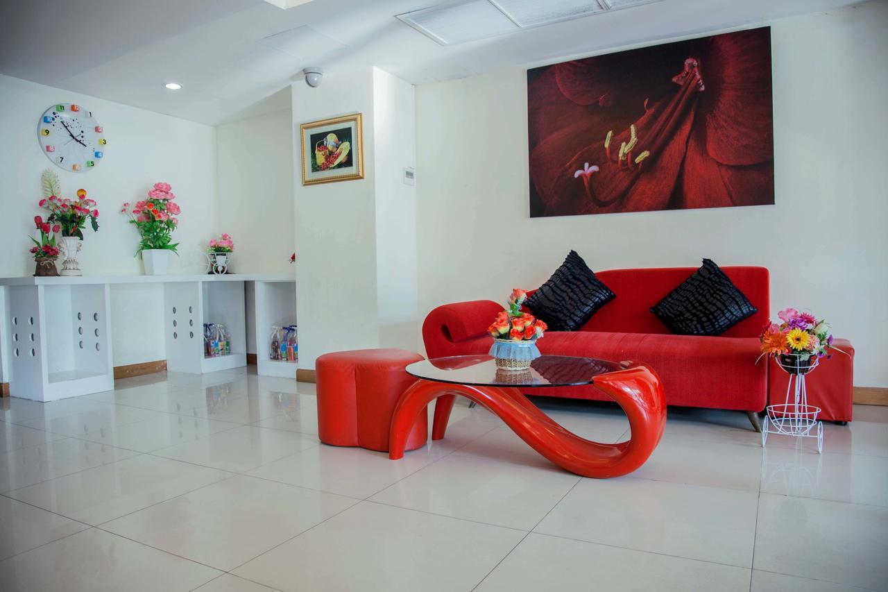 Hotel Bird Chonburi