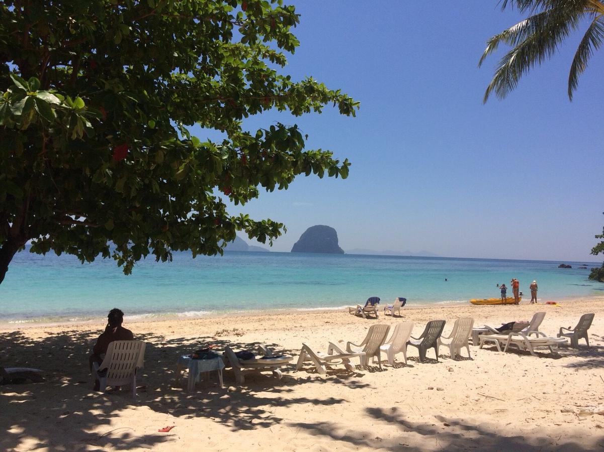 Koh Ngai Resort Resort